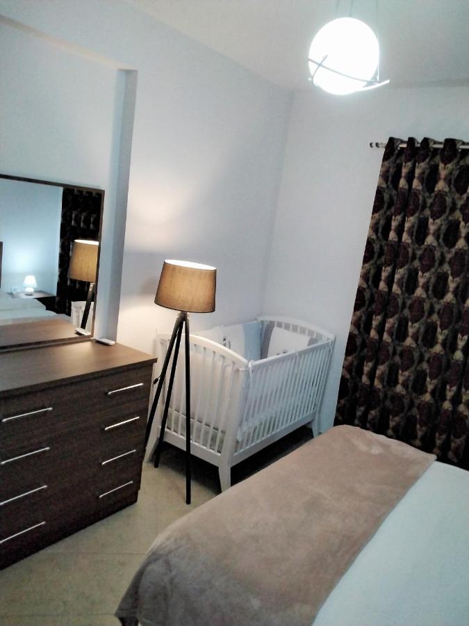 Comfort Apartments Fier Eksteriør billede