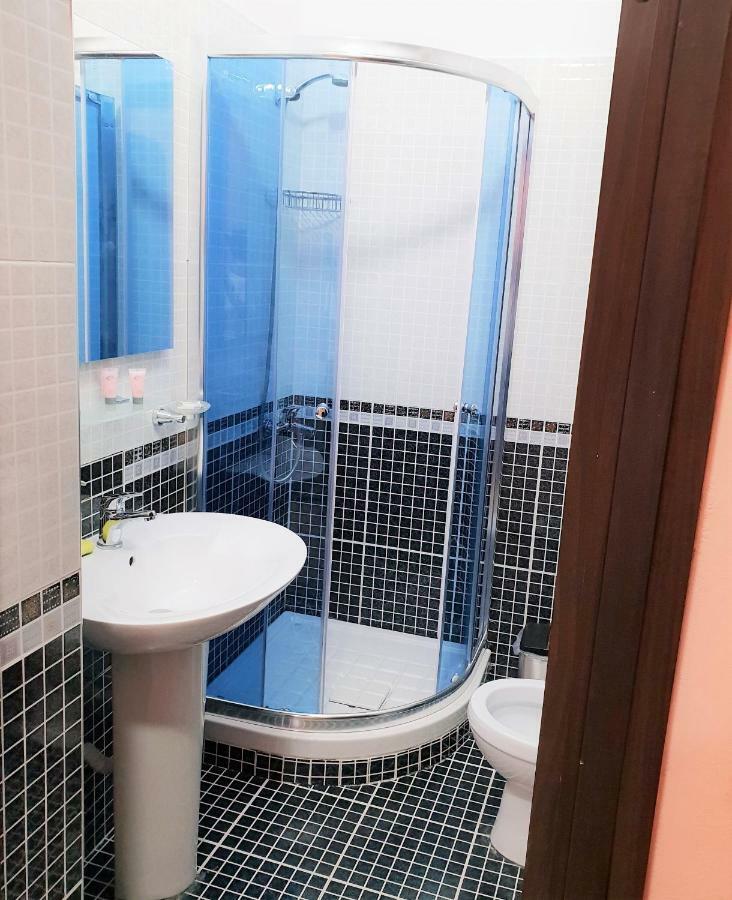 Comfort Apartments Fier Eksteriør billede
