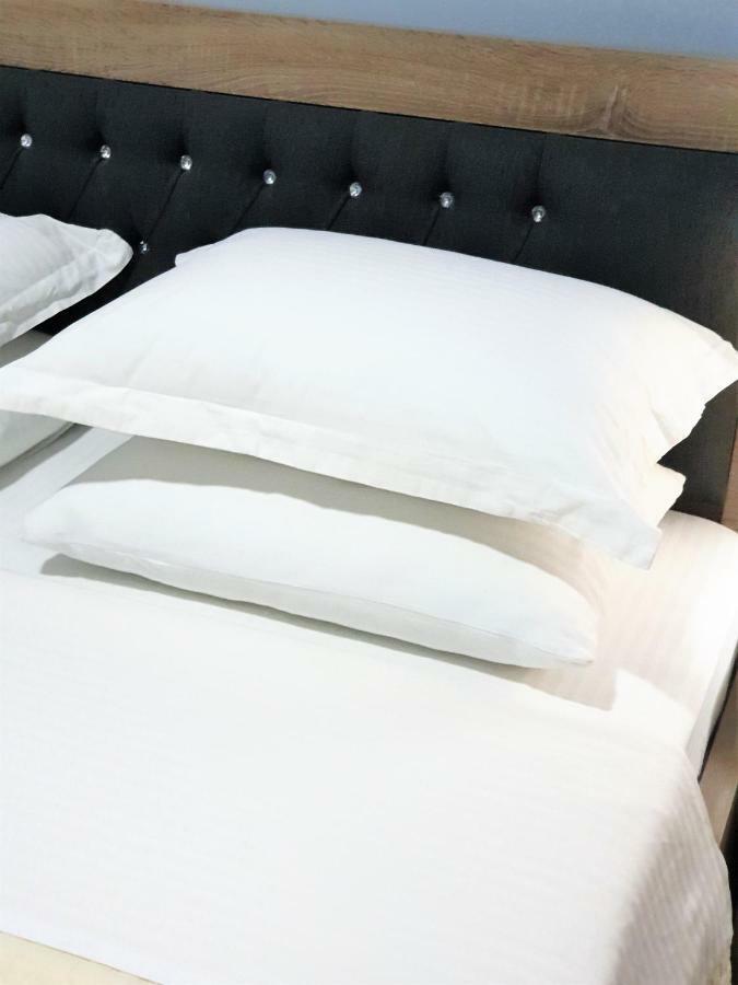 Comfort Apartments Fier Eksteriør billede